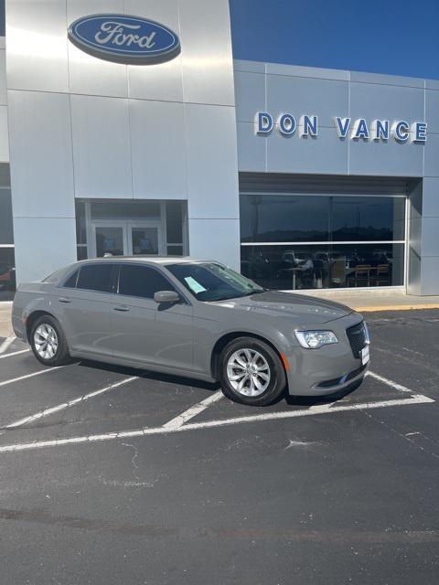 used 2018 Chrysler 300 car, priced at $16,492