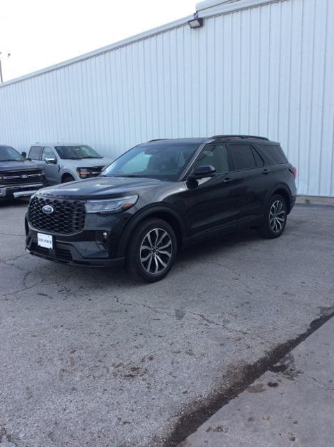 new 2025 Ford Explorer car, priced at $45,982