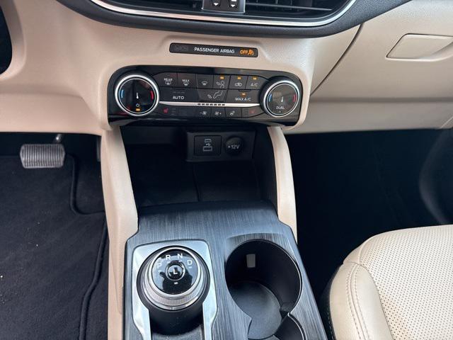 used 2022 Ford Escape car, priced at $25,989