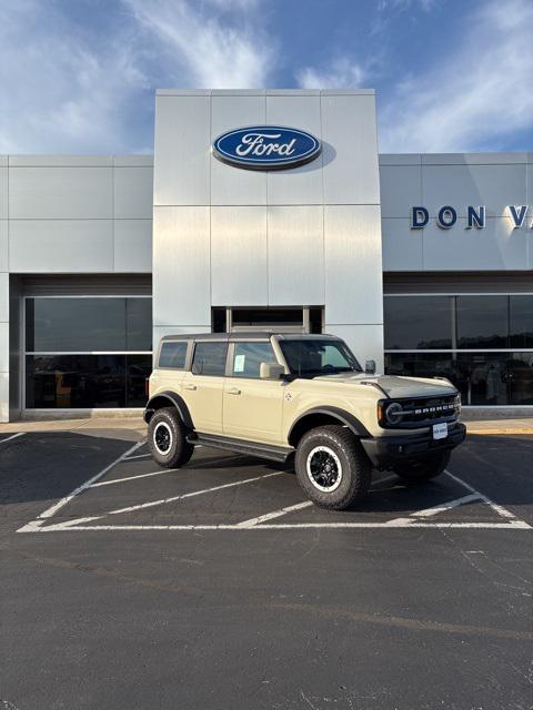 new 2025 Ford Bronco car, priced at $55,284