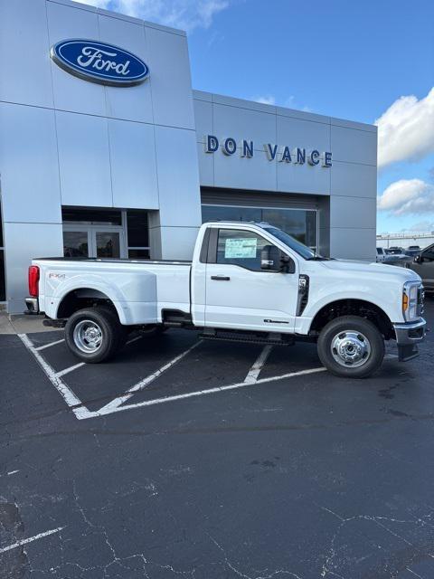 new 2025 Ford F-350 car, priced at $64,910