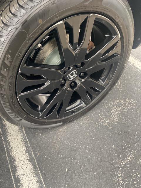 used 2022 Honda Pilot car, priced at $31,743
