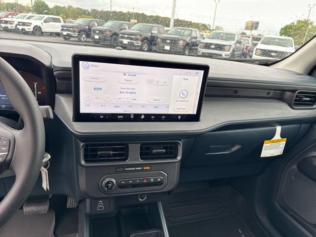 new 2025 Ford Maverick car, priced at $29,990