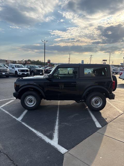 new 2025 Ford Bronco car, priced at $41,014