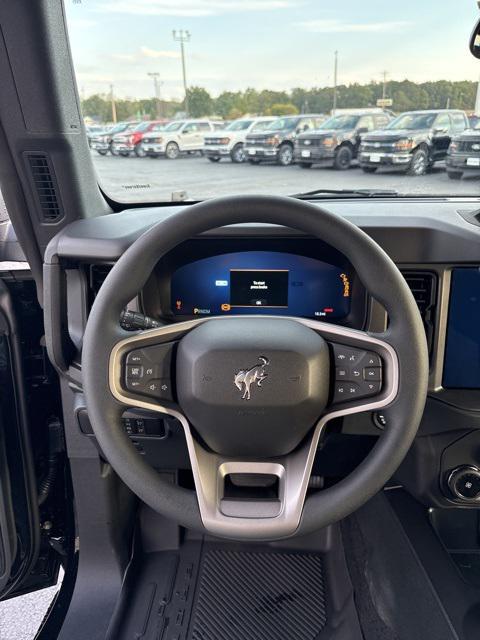 new 2025 Ford Bronco car, priced at $41,014