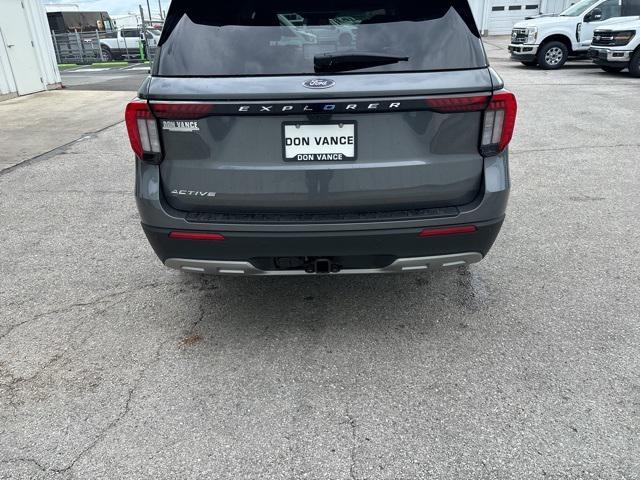 new 2025 Ford Explorer car, priced at $41,995