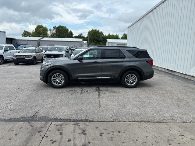 new 2025 Ford Explorer car, priced at $41,995