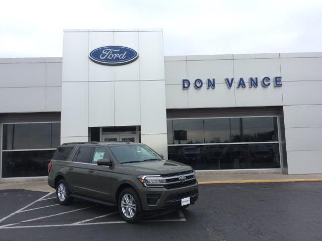 new 2024 Ford Expedition Max car, priced at $61,905