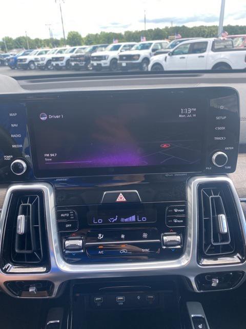 used 2022 Kia Sorento car, priced at $32,844