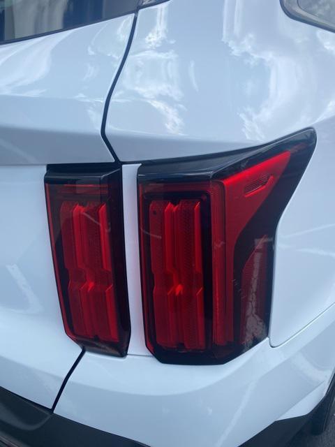 used 2022 Kia Sorento car, priced at $32,844