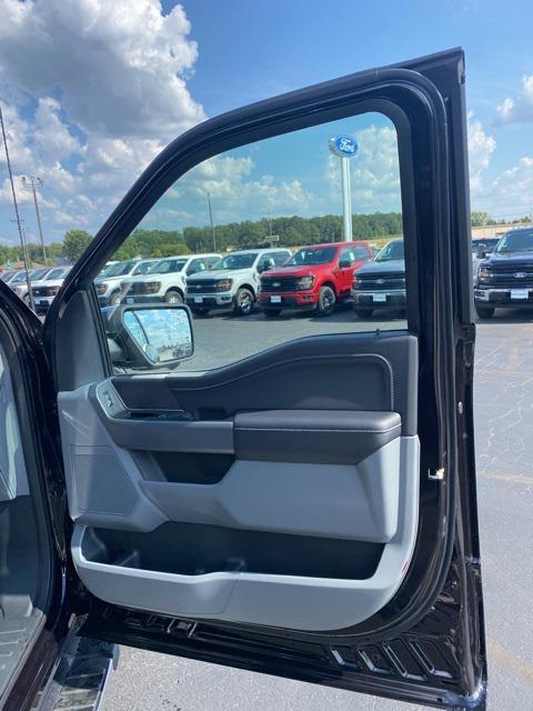 new 2025 Ford F-150 car, priced at $52,695