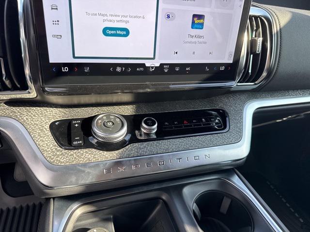 new 2025 Ford Expedition car, priced at $81,347