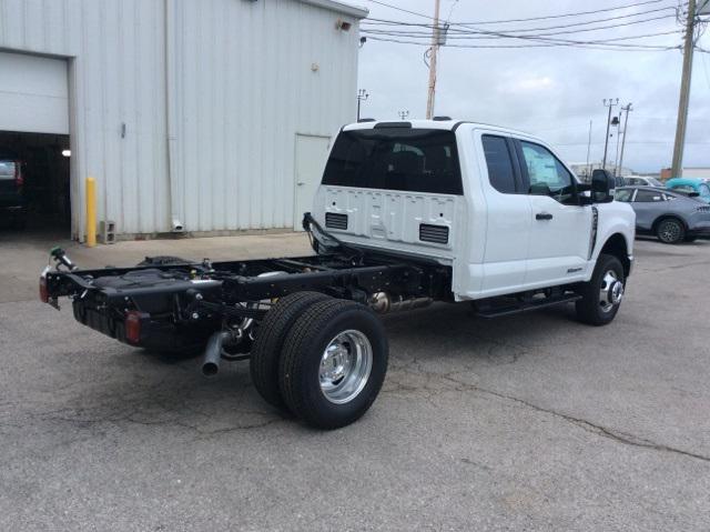 new 2024 Ford F-350 car, priced at $65,990