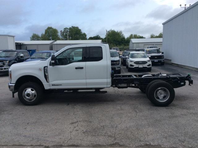 new 2024 Ford F-350 car, priced at $65,990