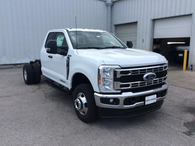 new 2024 Ford F-350 car, priced at $65,990