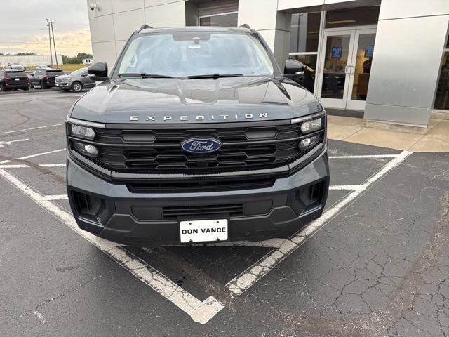 new 2025 Ford Expedition car, priced at $70,249