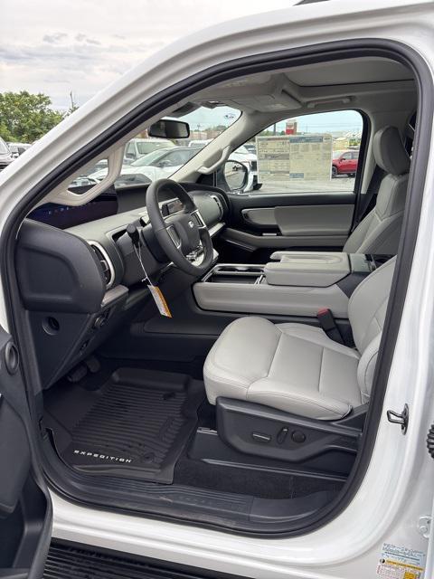new 2025 Ford Expedition Max car, priced at $72,880