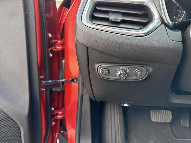 used 2020 Chevrolet Equinox car, priced at $18,989