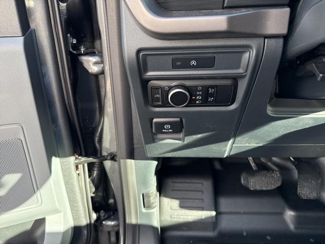 new 2025 Ford F-150 car, priced at $45,086