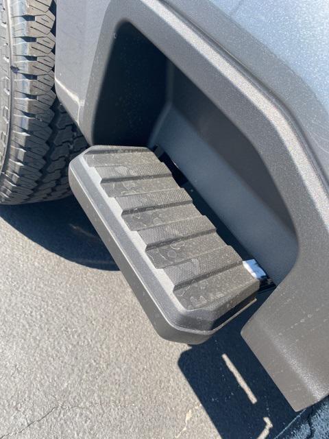 new 2025 Ford F-250 car, priced at $65,151