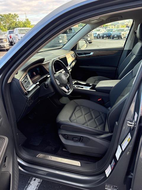 used 2024 Volkswagen Atlas car, priced at $33,490