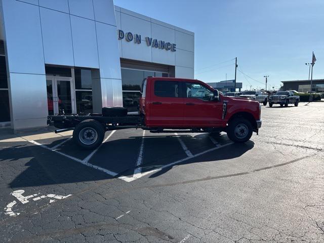 new 2025 Ford F-350 car, priced at $67,990