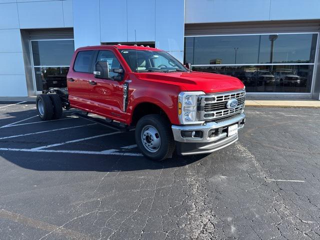 new 2025 Ford F-350 car, priced at $67,990