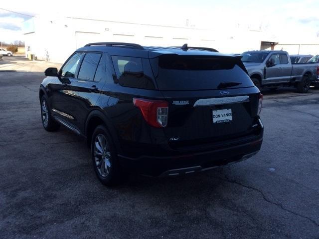 new 2024 Ford Explorer car, priced at $43,990