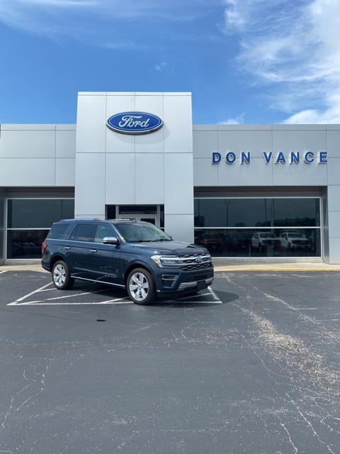 used 2024 Ford Expedition car, priced at $59,867