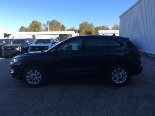 new 2025 Ford Escape car, priced at $28,990