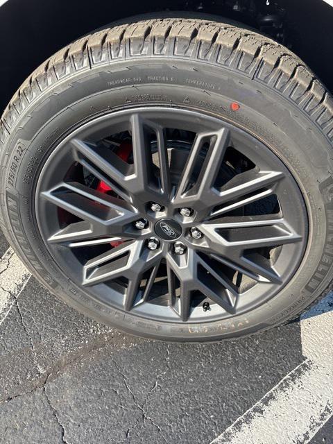 new 2025 Ford Expedition car, priced at $79,948