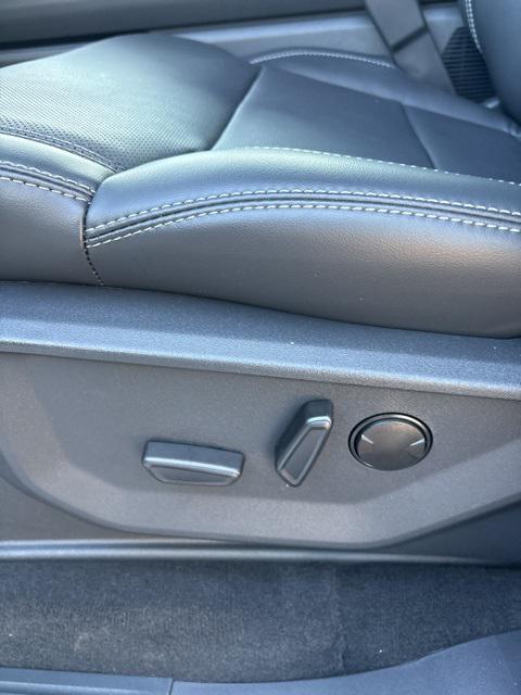new 2025 Ford Expedition car, priced at $79,948