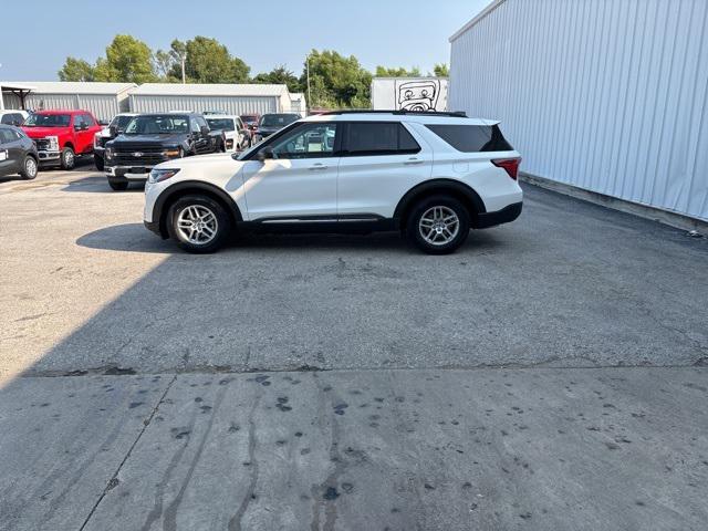 new 2025 Ford Explorer car, priced at $42,477