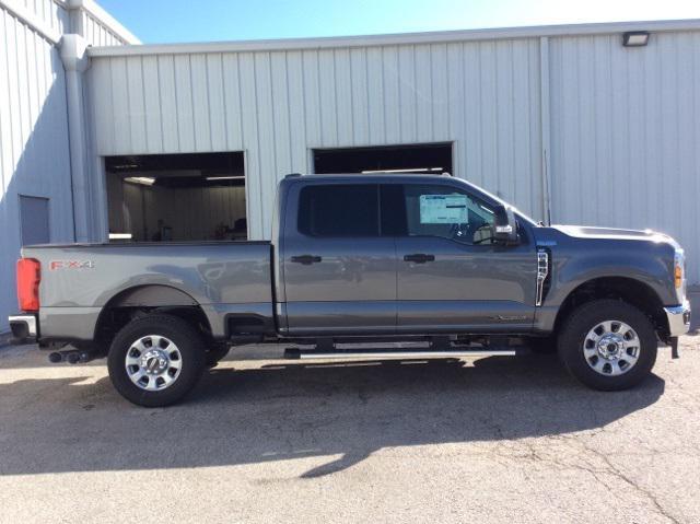 new 2024 Ford F-250 car, priced at $65,620