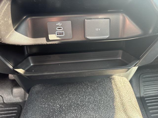 new 2025 Ford F-350 car, priced at $60,913