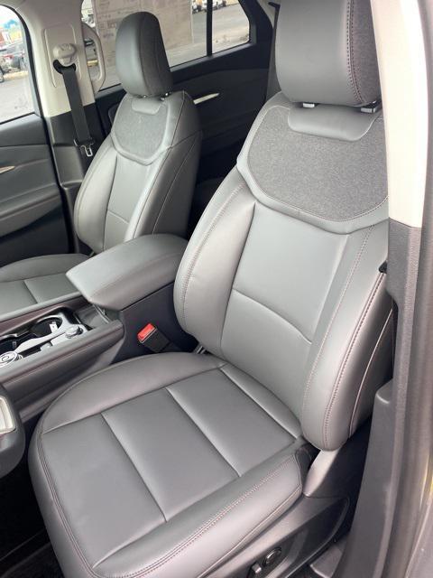 new 2025 Ford Explorer car, priced at $45,079