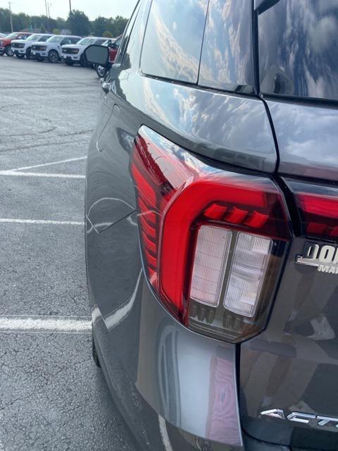 new 2025 Ford Explorer car, priced at $45,079