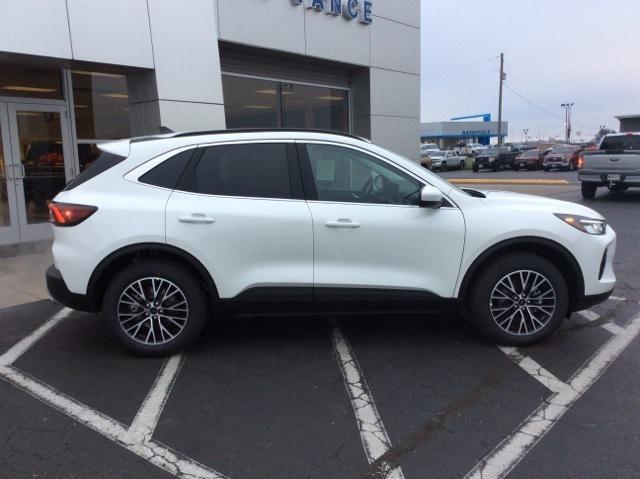 new 2025 Ford Escape car, priced at $37,790