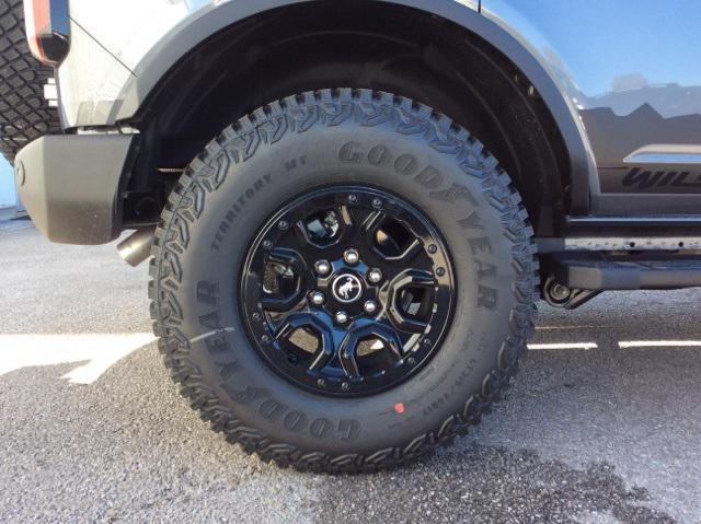 new 2024 Ford Bronco car, priced at $59,990