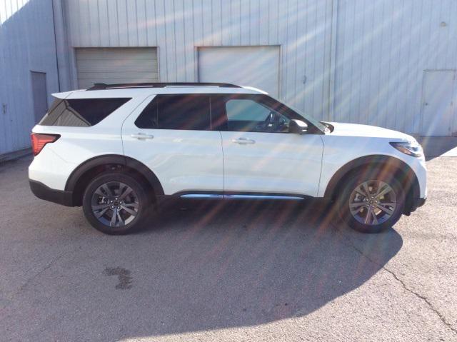 new 2025 Ford Explorer car, priced at $45,360