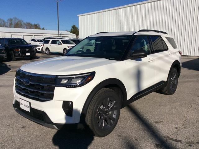 new 2025 Ford Explorer car, priced at $45,360