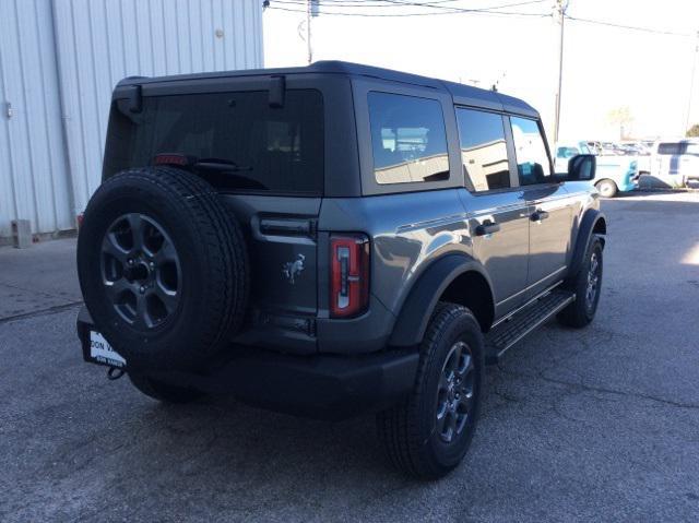 new 2024 Ford Bronco car, priced at $44,586