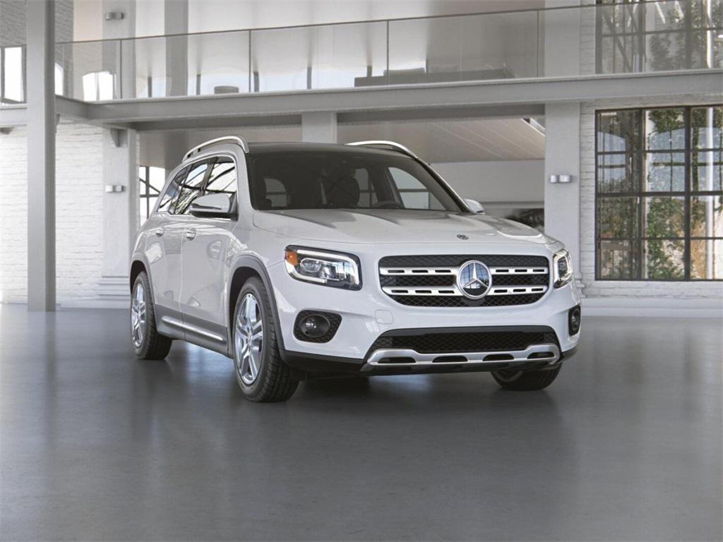 used 2022 Mercedes-Benz GLB 250 car, priced at $33,900