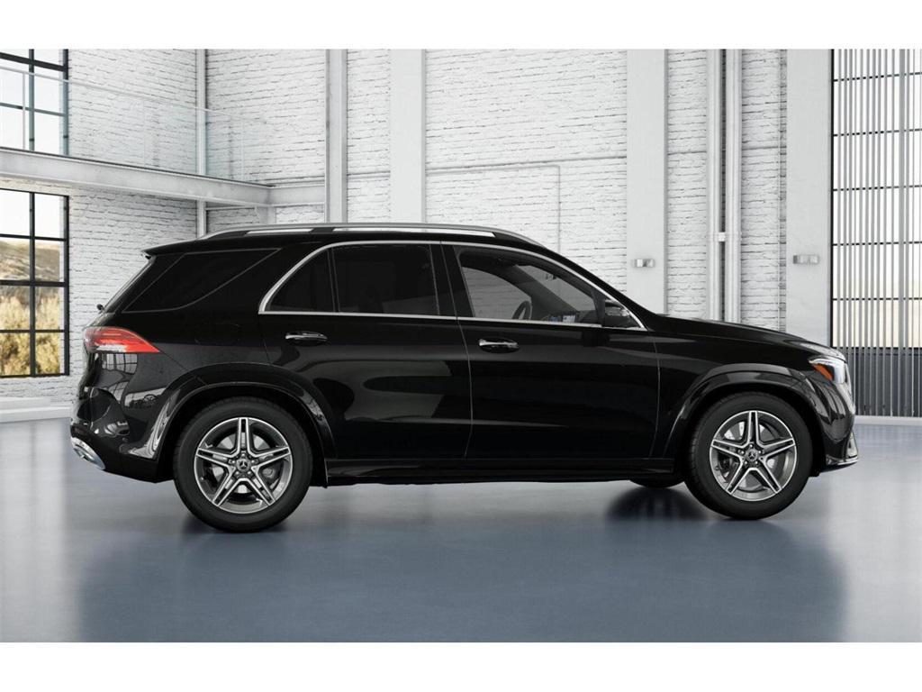 new 2025 Mercedes-Benz GLE 580 car, priced at $90,765