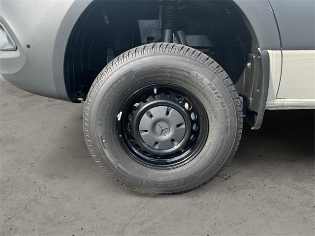 new 2025 Mercedes-Benz Sprinter 2500 car, priced at $81,588