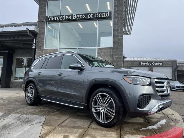 new 2025 Mercedes-Benz GLS 450 car, priced at $96,305