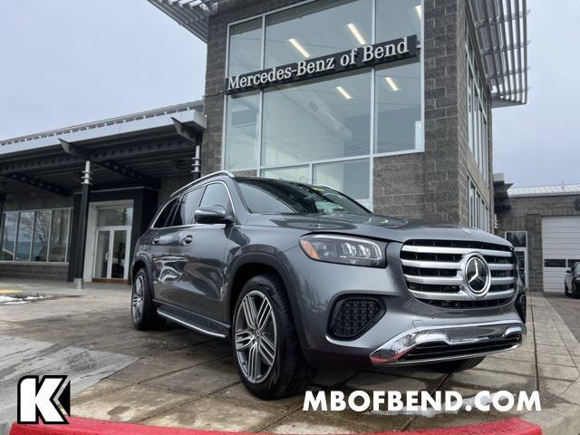 new 2025 Mercedes-Benz GLS 450 car, priced at $96,305