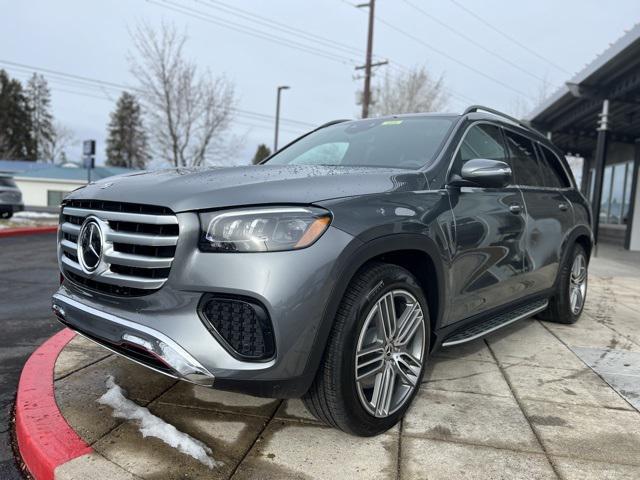 new 2025 Mercedes-Benz GLS 450 car, priced at $96,305