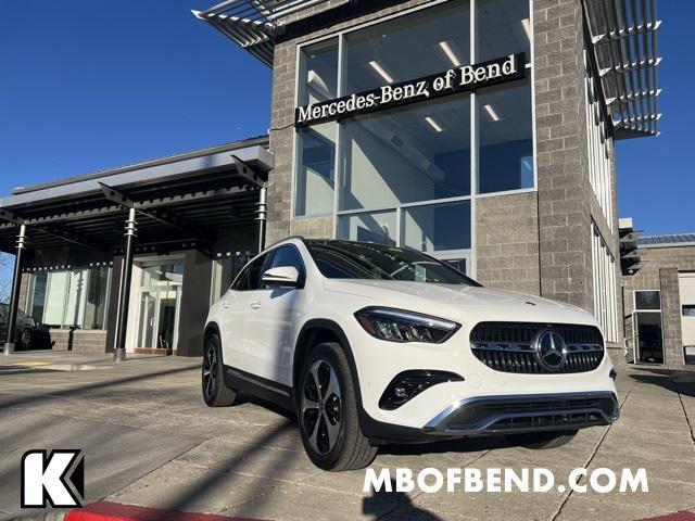 new 2025 Mercedes-Benz GLA 250 car, priced at $53,110