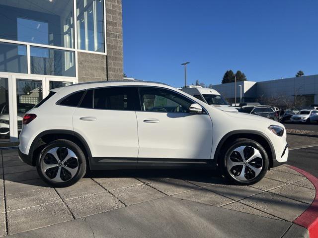 new 2025 Mercedes-Benz GLA 250 car, priced at $53,110